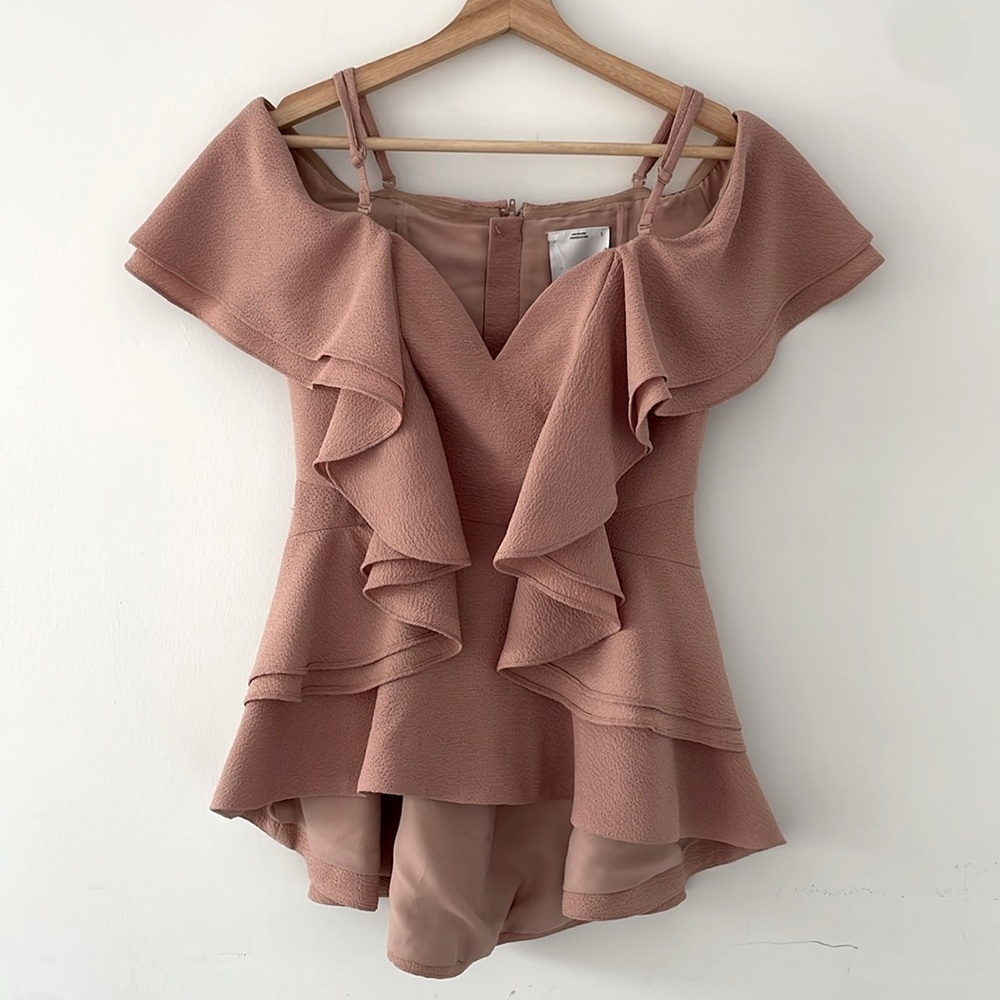 NWT C/MEO COLLECTIVE Metal Clouds Top pink blush, layered frills & ruffled, sz S